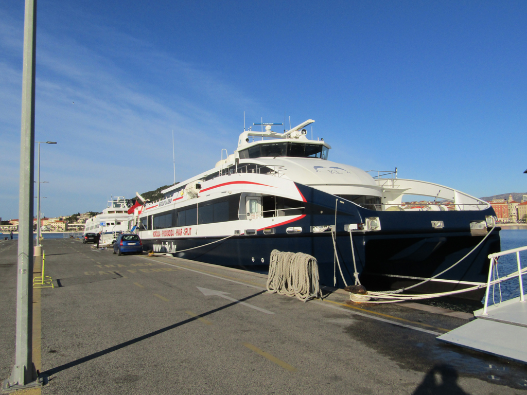 krilo catamaran split to dubrovnik