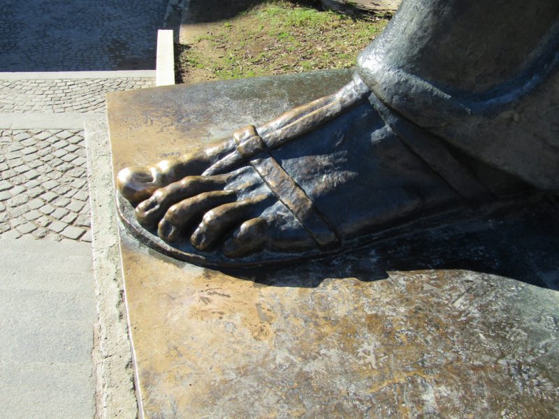 Statue of Gregory of Nin has a big toe that some people regard to be a lucky charm