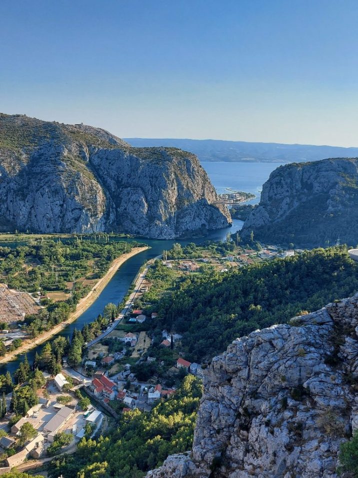 Cetina river mouth is located in Omis town. This is a place where this river meets the Adriatic Sea.